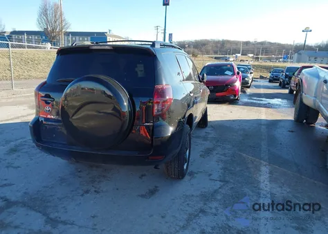 2008 Toyota Rav4 z USA, uszkodzony, nr VIN JTMBD33VX85175831